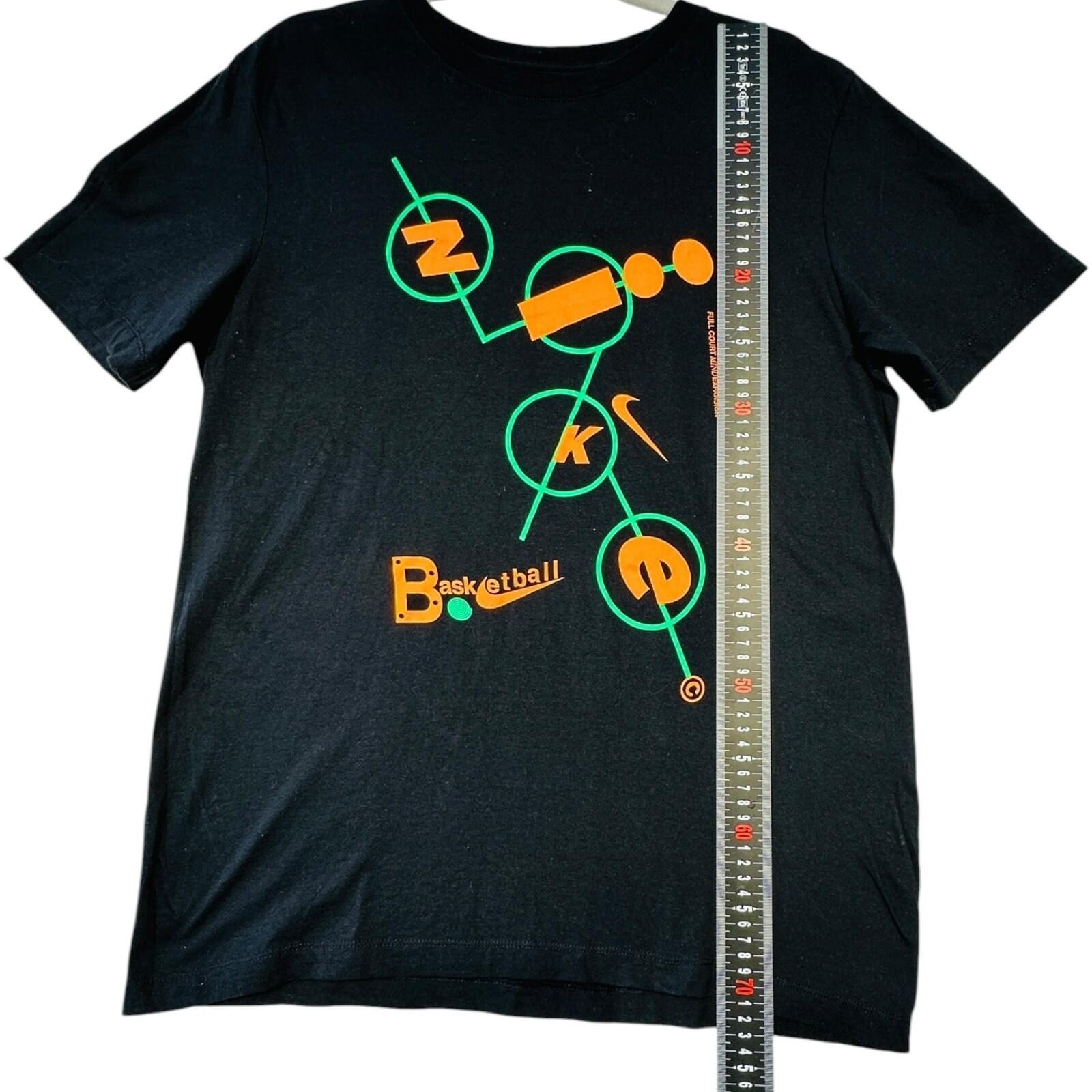 Nike Basketball T-Shirt Men's UK Size M Black Graphic Print