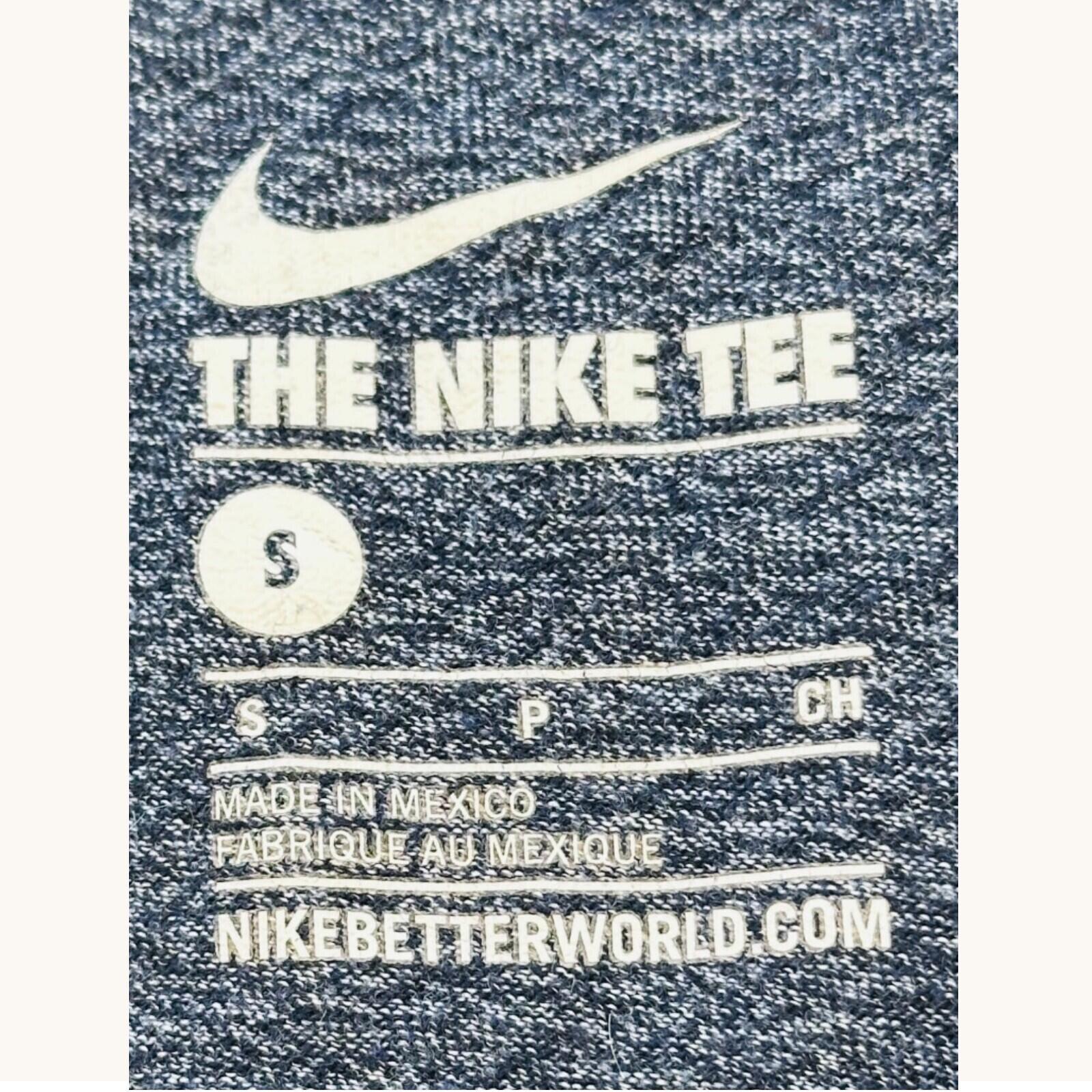 Nike Michigan Wolverines T-Shirt Men's UK Size S Grey
