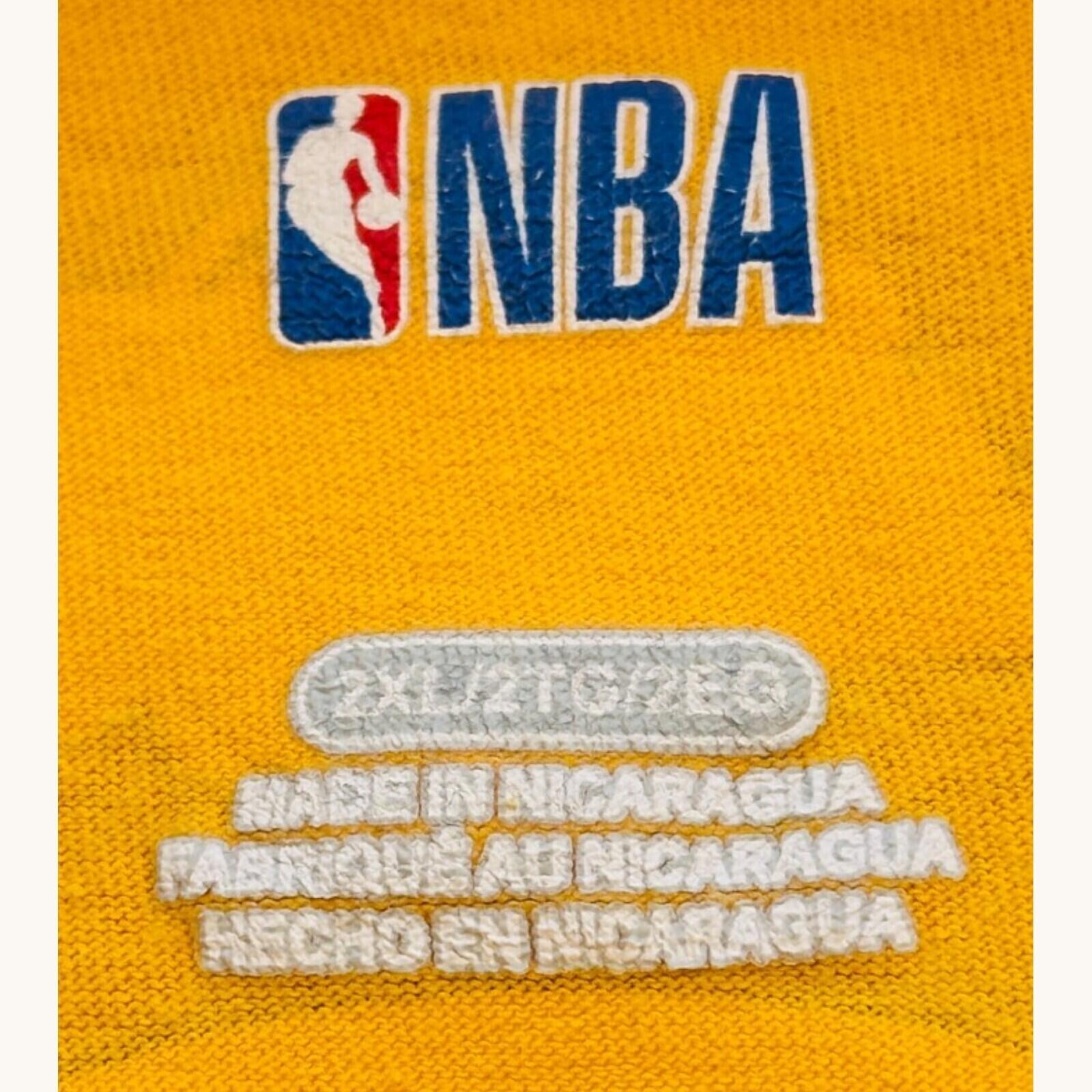 NBA LA Lakers T-Shirt Men's UK Size 2XL Yellow Crew Neck