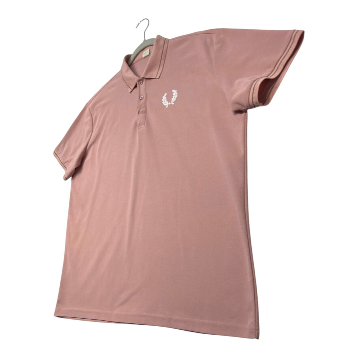 Laurel Wreath pink polo shirt with graphic print and embroidered logo, short sleeves.