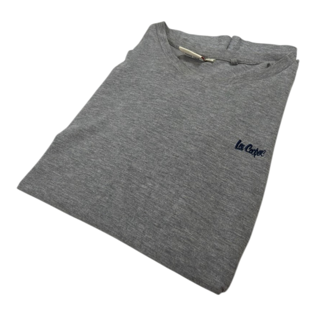 Lee Cooper grey t-shirt short sleeve crew neck with embroidered logo detail.