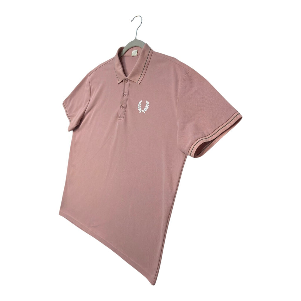 Laurel Wreath pink polo shirt with graphic print and embroidered logo, short sleeves.